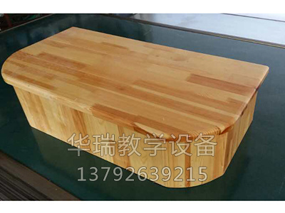 木质讲台.jpg